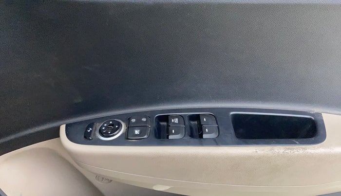 2015 Hyundai Grand i10 ASTA (O) 1.2 KAPPA VTVT, Petrol, Manual, 83,924 km, Driver Side Door Panels Control