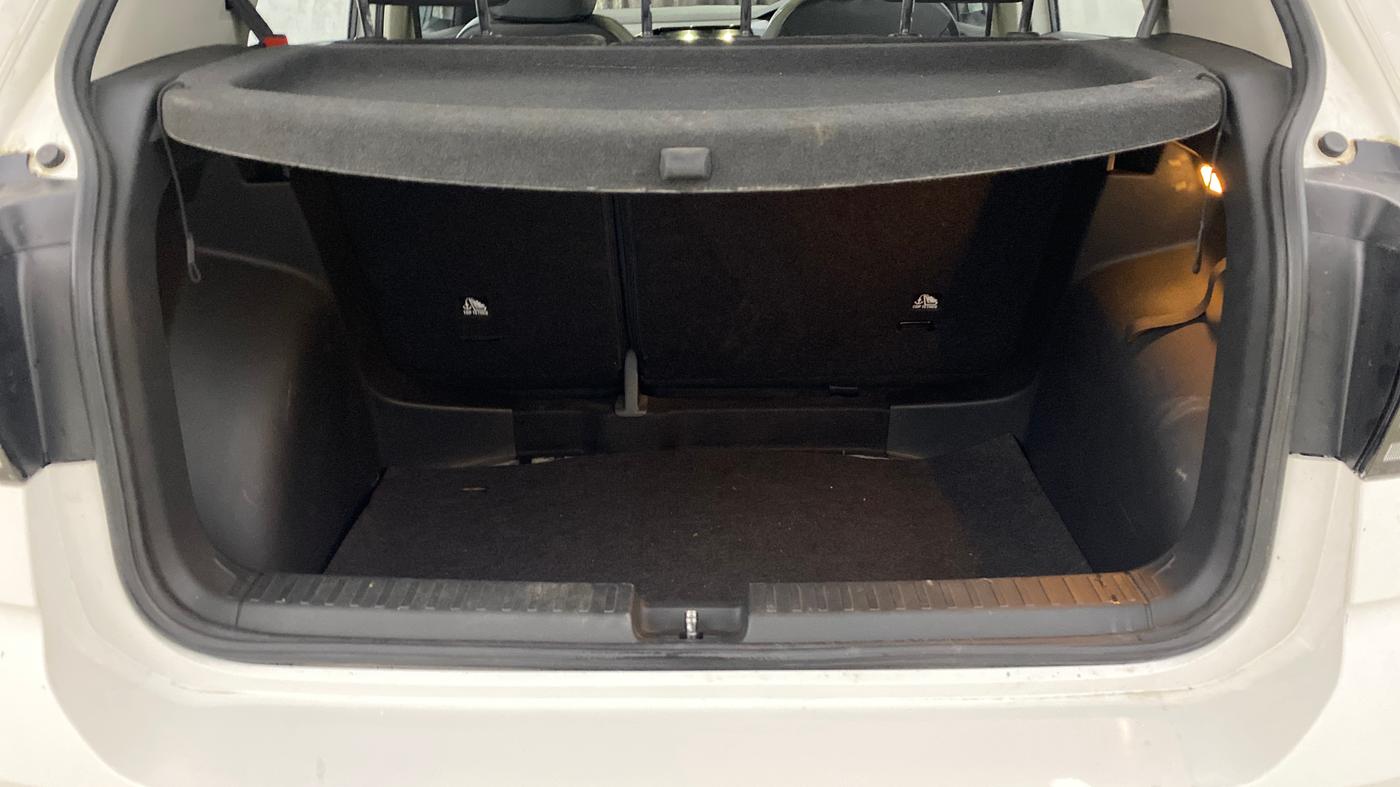 2022 Volkswagen TAIGUN TOPLINE 1.0 TSI AT, Petrol, Automatic, 38,551 km, Boot Inside