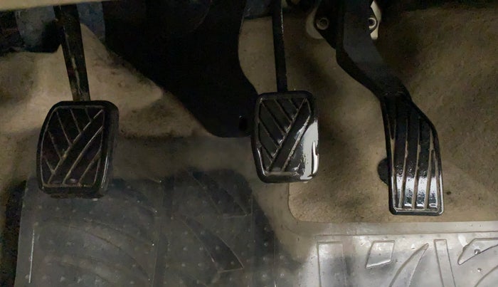 2017 Maruti Swift Dzire VXI, Petrol, Manual, 78,994 km, Pedals