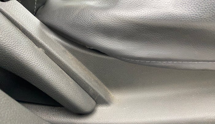 2014 Chevrolet Beat LT PETROL, Petrol, Manual, 52,860 km, Driver Side Adjustment Panel