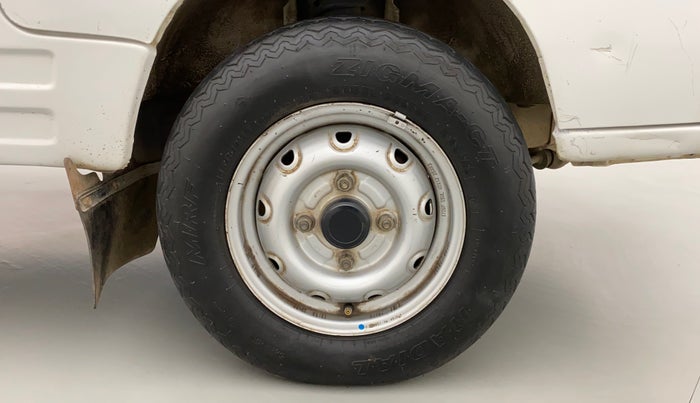 2017 Maruti OMNI E 8 STR, Petrol, Manual, 46,489 km, Right Front Wheel