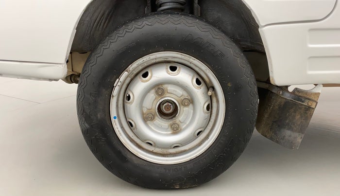 2017 Maruti OMNI E 8 STR, Petrol, Manual, 46,489 km, Left Front Wheel