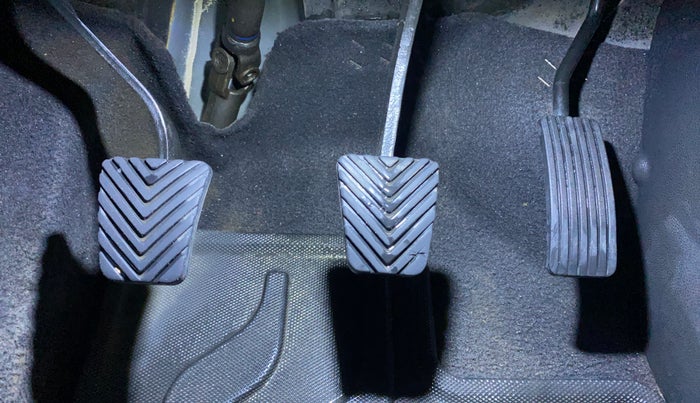 2017 Hyundai Creta SX PLUS 1.6 PETROL SPECIAL EDITION, Petrol, Manual, 1,15,075 km, Pedals