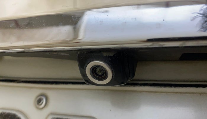 2017 Hyundai Creta SX PLUS 1.6 PETROL SPECIAL EDITION, Petrol, Manual, 1,15,075 km, Parking Camera