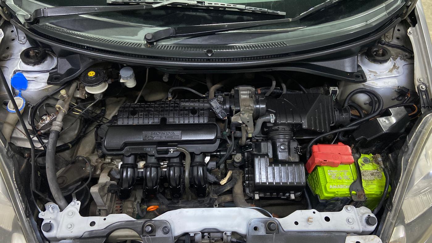 2013 Honda Brio S MT, Petrol, Manual, 94,567 km, Engine View