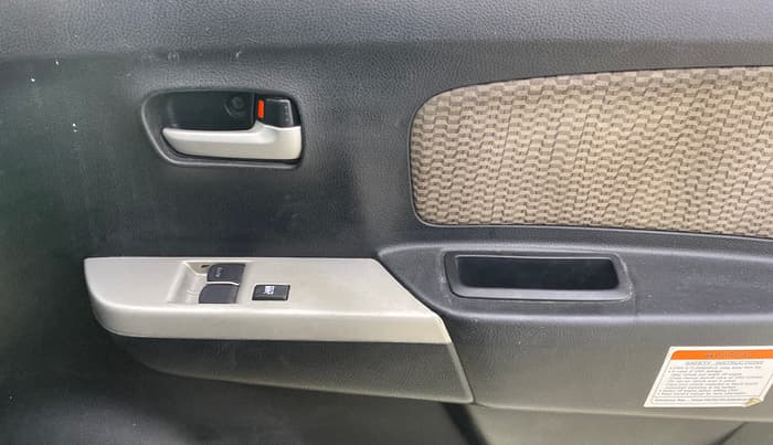 2013 Maruti Wagon R 1.0 LXI CNG, CNG, Manual, 52,226 km, Driver Side Door Panels Control