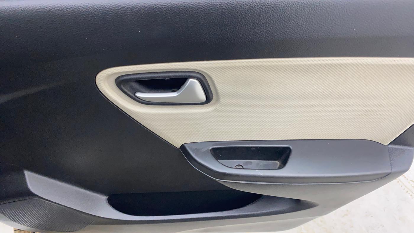 2020 Maruti Alto VXI PLUS, Petrol, Manual, 22,676 km, Driver Side Door Panels Control