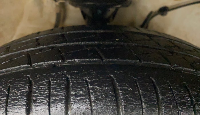 2020 Maruti Alto VXI PLUS, Petrol, Manual, 22,676 km, Right Front Tyre Tread