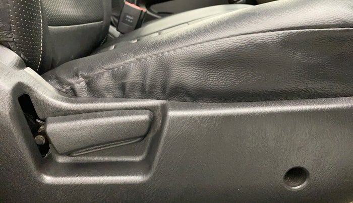 2021 Maruti Alto LXI, Petrol, Manual, 3,954 km, Driver Side Adjustment Panel