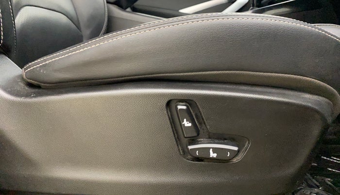 2020 MG HECTOR SHARP 1.5 DCT PETROL, Petrol, Automatic, 53,533 km, Driver Side Adjustment Panel