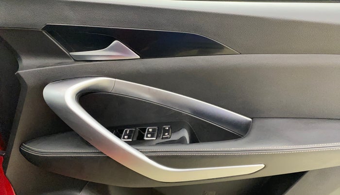 2020 MG HECTOR SHARP 1.5 DCT PETROL, Petrol, Automatic, 53,533 km, Driver Side Door Panels Control