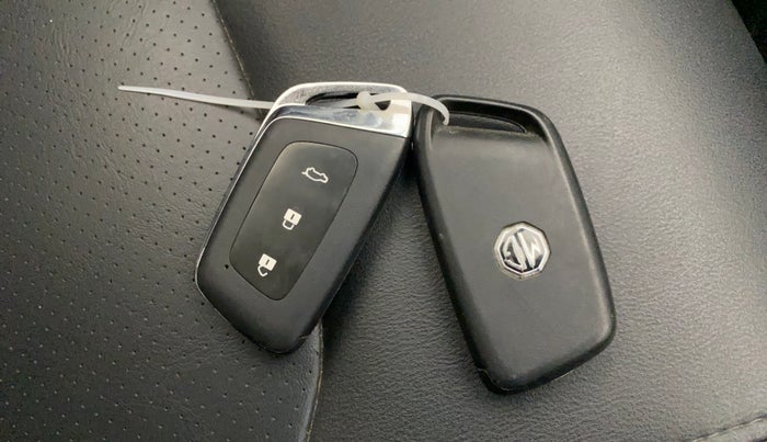 2020 MG HECTOR SHARP 1.5 DCT PETROL, Petrol, Automatic, 53,533 km, Key Close Up