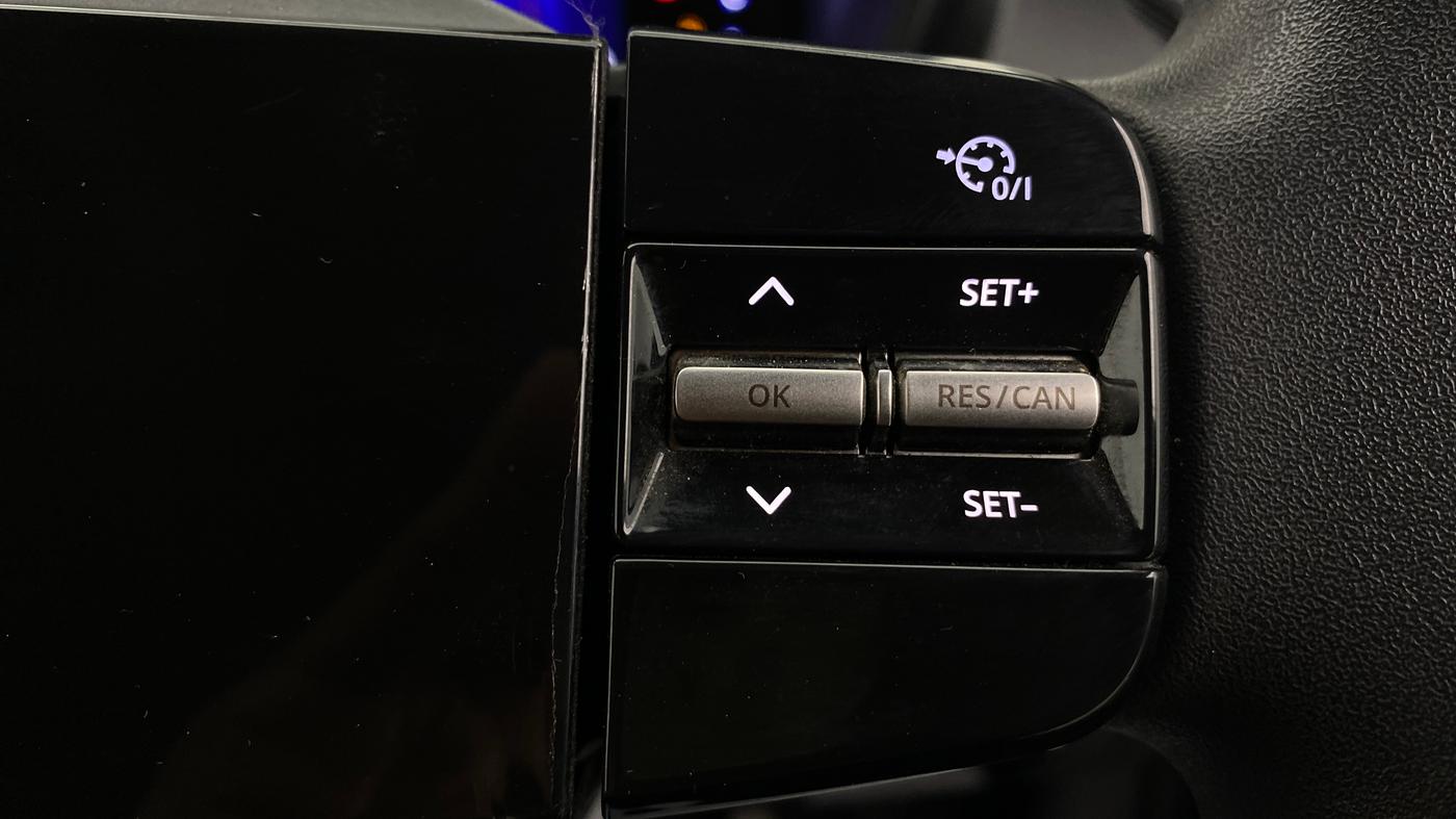 2024 Tata NEXON CREATIVE+ AMT 1.2 PETROL, Petrol, Automatic, 33,697 km, Adaptive Cruise Control