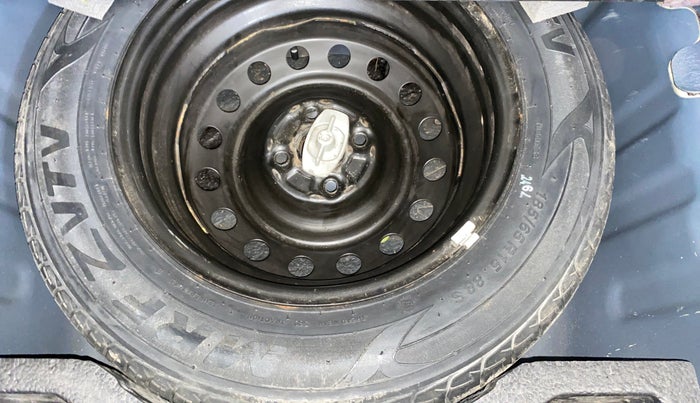 2019 Maruti Ciaz ALPHA  AT 1.5 SHVS PETROL, Petrol, Automatic, 90,128 km, Spare Tyre