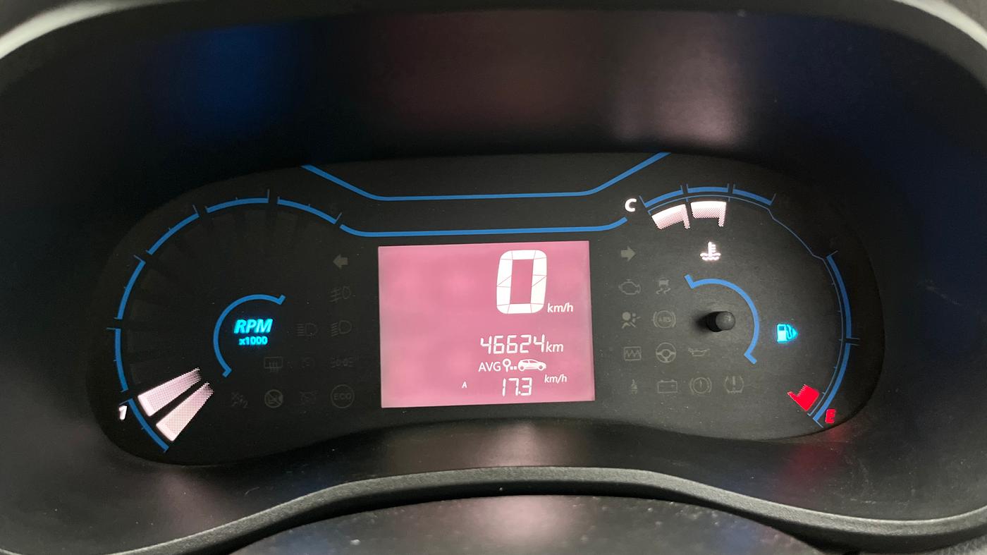 2020 Renault Kwid RXT 1.0 (O), Petrol, Manual, 46,624 km, Odometer Image