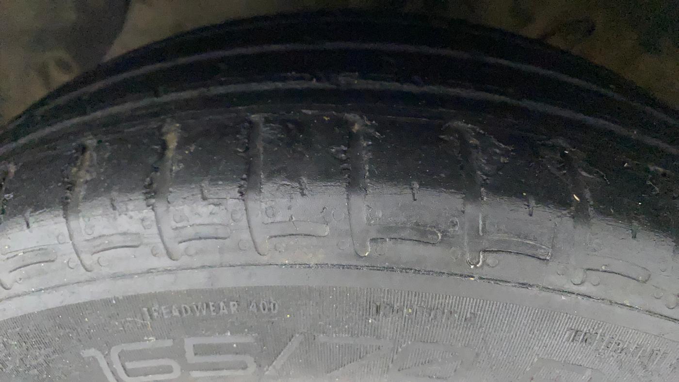 2021 Hyundai AURA S 1.2 CNG, CNG, Manual, 66,390 km, Left Front Tyre Tread