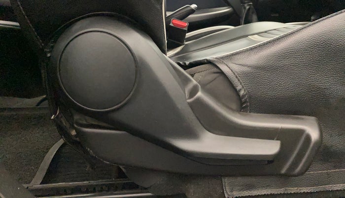 2019 Maruti Baleno DELTA PETROL 1.2, Petrol, Manual, 30,401 km, Driver Side Adjustment Panel