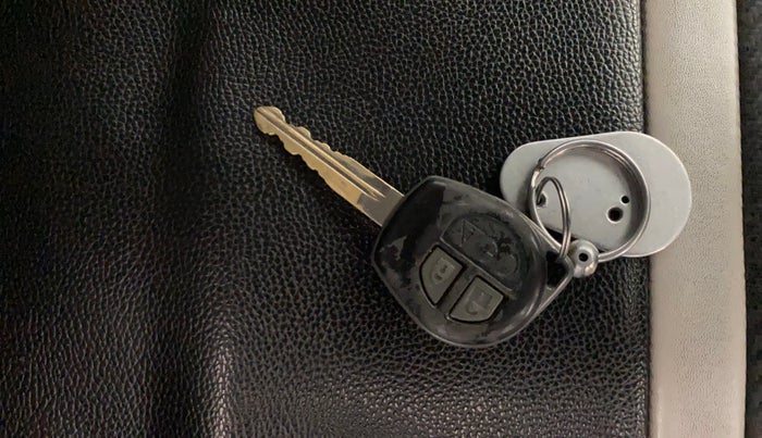 2019 Maruti Baleno DELTA PETROL 1.2, Petrol, Manual, 30,401 km, Key Close Up