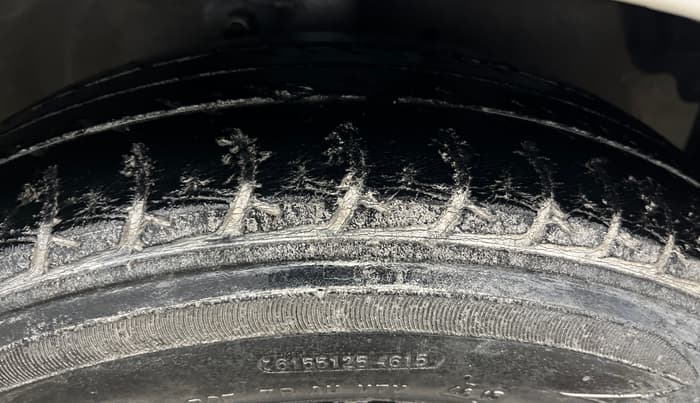 2016 Maruti Celerio VXI AMT, Petrol, Automatic, 40,340 km, Right Front Tyre Tread