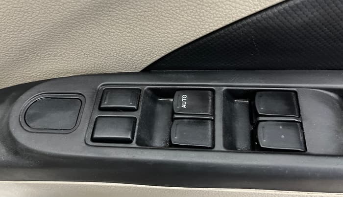 2016 Maruti Celerio VXI AMT, Petrol, Automatic, 40,340 km, Driver Side Door Panels Control