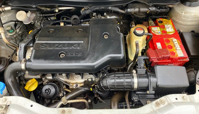 2013 Maruti Swift VDI, Diesel, Manual, 48,500 km, Open Bonet