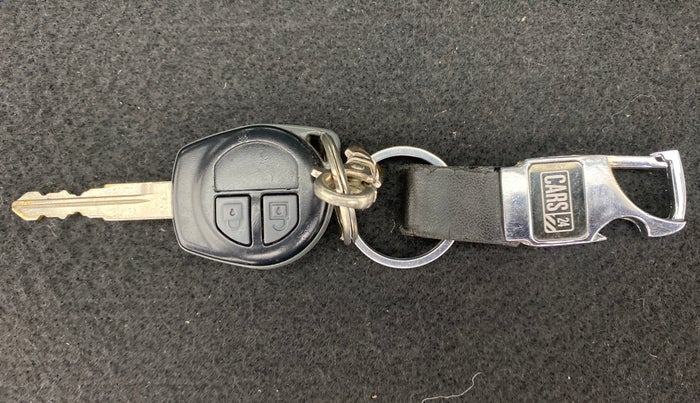 2013 Maruti Swift VDI, Diesel, Manual, 48,500 km, Key Close Up