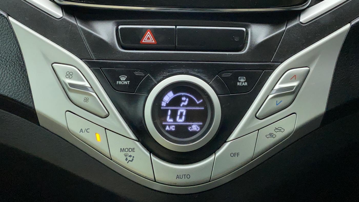 2017 Maruti Baleno ALPHA 1.2 K12, Petrol, Manual, 28,682 km, Automatic Climate Control