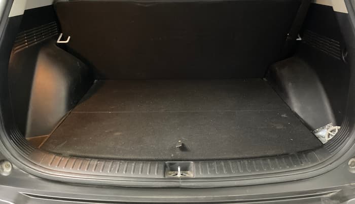 2023 KIA SELTOS  HTK 1.5 PETROL MT, Petrol, Manual, 33,132 km, Boot Inside