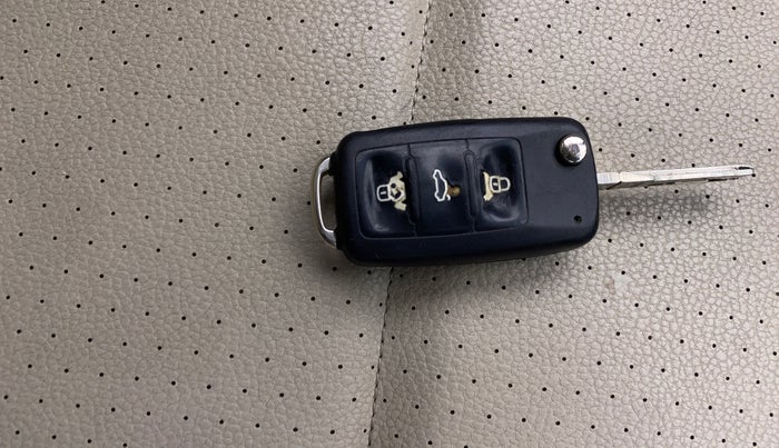 2017 Skoda Rapid STYLE 1.5 TDI AT, Diesel, Automatic, 1,12,847 km, Key Close Up