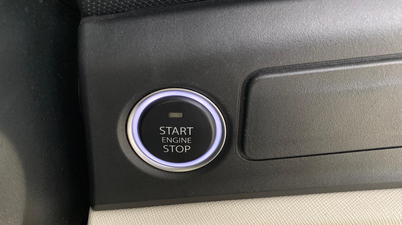 2025 Tata ALTROZ Accomplished Plus S Petrol 6DCT, Petrol, Automatic, 35,037 km, Keyless Start/ Stop Button