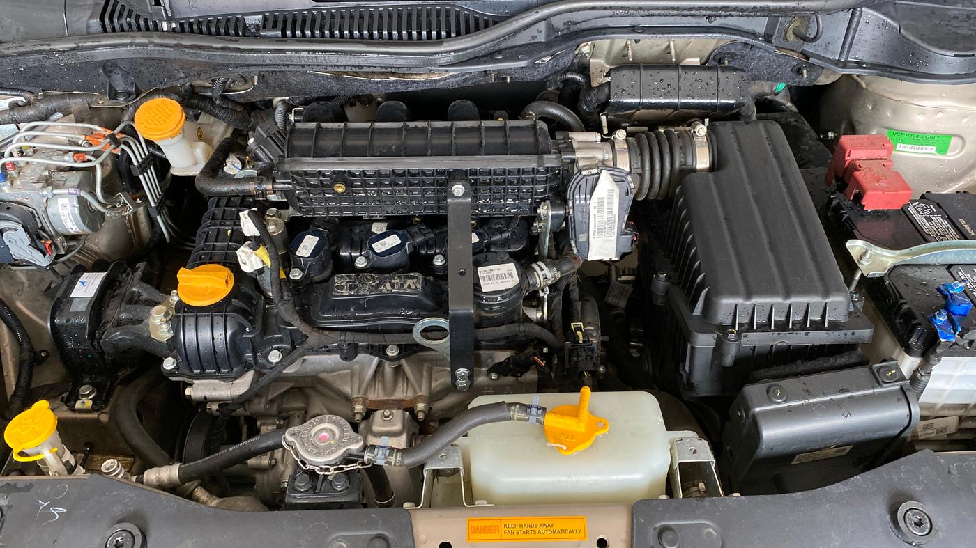 2025 Tata ALTROZ Accomplished Plus S Petrol 6DCT, Petrol, Automatic, 35,037 km, Engine View