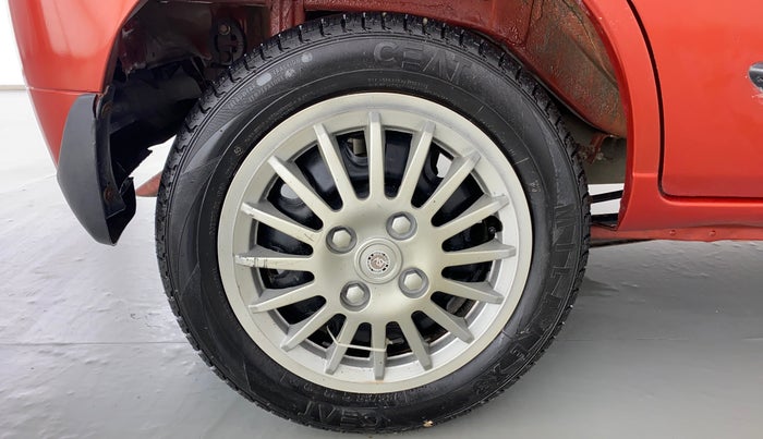 2014 Maruti Alto K10 VXI P, Petrol, Manual, 64,124 km, Right Rear Wheel