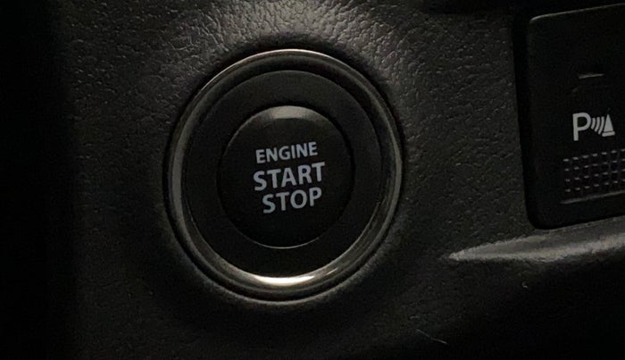 2017 Maruti Vitara Brezza ZDI PLUS DUAL TONE, Diesel, Manual, 66,731 km, Keyless Start/ Stop Button
