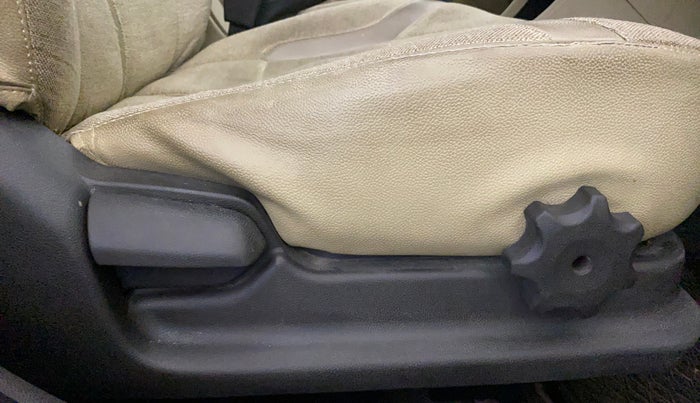 2015 Hyundai Verna FLUIDIC 4S 1.6 VTVT S(O), Petrol, Manual, 51,666 km, Driver Side Adjustment Panel