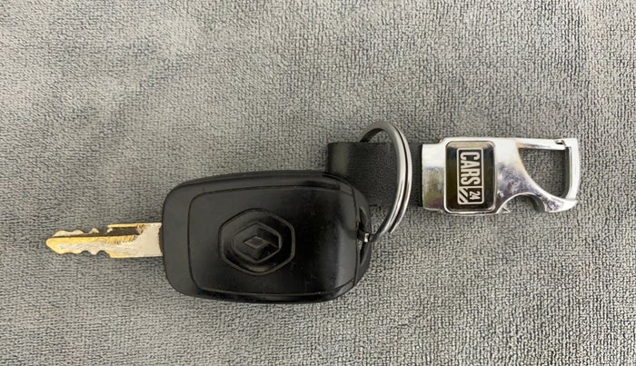 2015 Renault Kwid RXL, Petrol, Manual, 19,902 km, Key Close Up