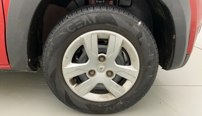 2015 Renault Kwid RXL, Petrol, Manual, 19,902 km, Right Front Wheel