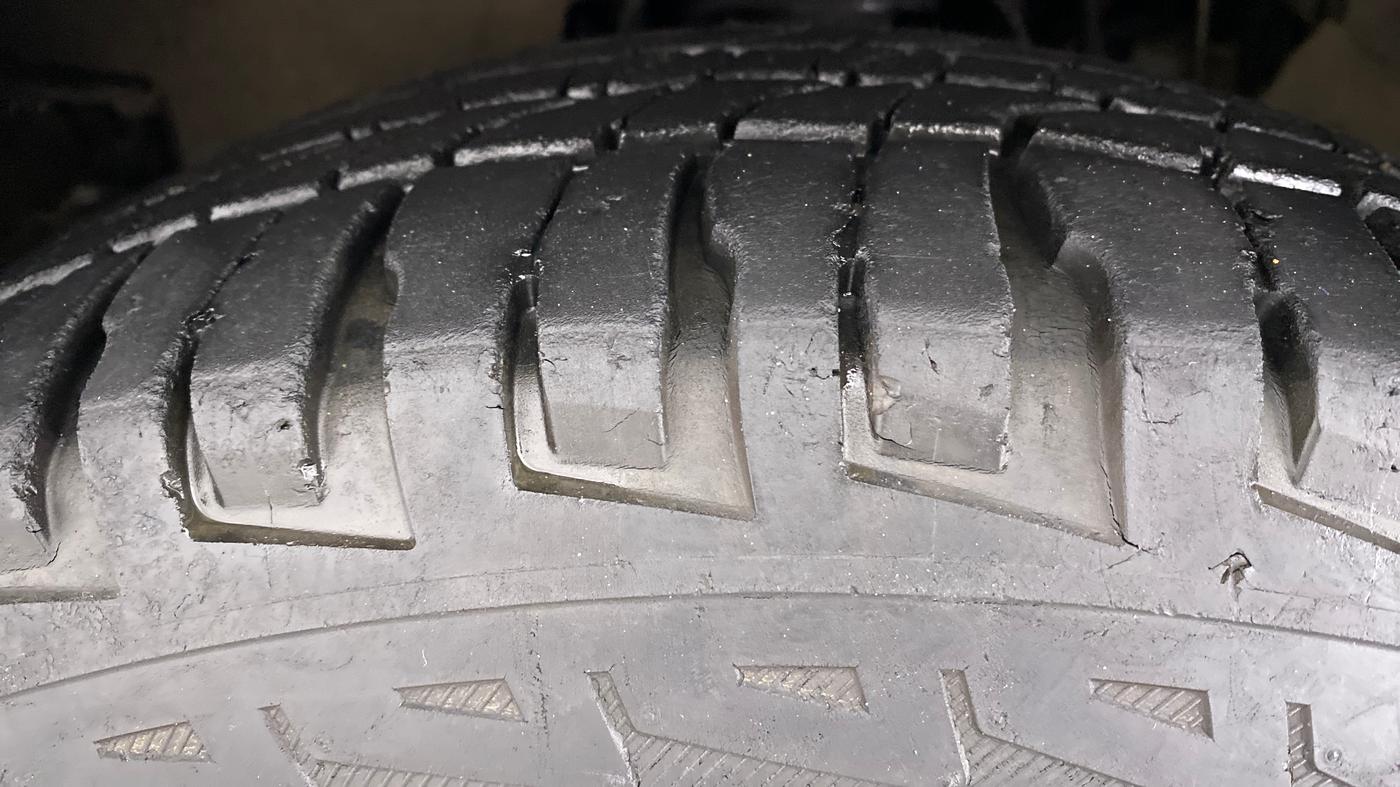 2018 Mahindra Scorpio S11, Diesel, Manual, 84,667 km, Left Front Tyre Tread