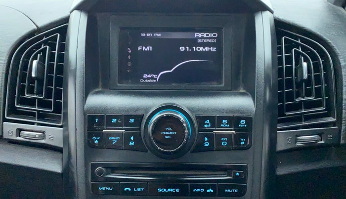 2018 Mahindra XUV500 W5 FWD, Diesel, Manual, 60,096 km, Infotainment System