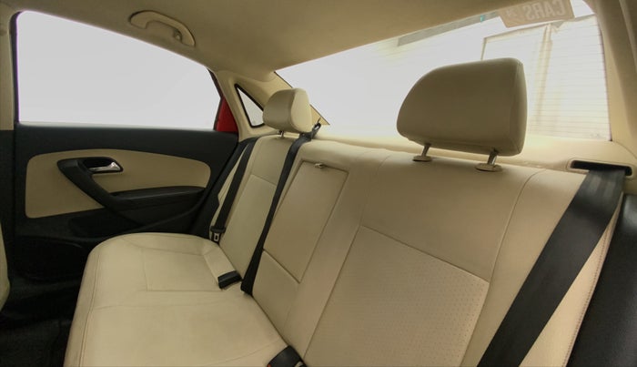2017 Skoda Rapid STYLE 1.5 TDI AT, Diesel, Automatic, 1,04,045 km, Right Side Rear Door Cabin