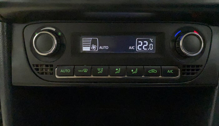 2017 Skoda Rapid STYLE 1.5 TDI AT, Diesel, Automatic, 1,04,045 km, Automatic Climate Control