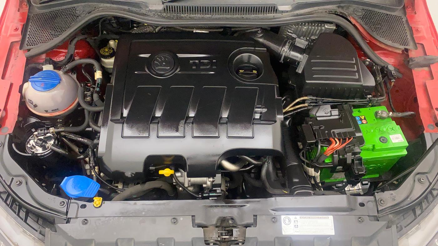 2017 Skoda Rapid STYLE 1.5 TDI AT, Diesel, Automatic, 1,04,045 km, Open Bonet