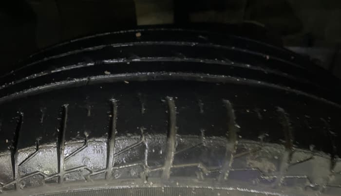 2022 Maruti S Cross ZETA 1.5, Petrol, Manual, 60,692 km, Right Front Tyre Tread