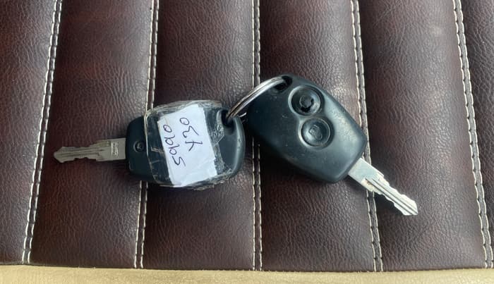 2014 Renault Duster 85 PS RXL DIESEL, Diesel, Manual, 1,12,970 km, Key Close Up
