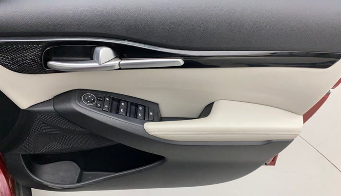 2019 KIA SELTOS HTX 1.5 PETROL, Petrol, Manual, 51,695 km, Driver Side Door Panels Control