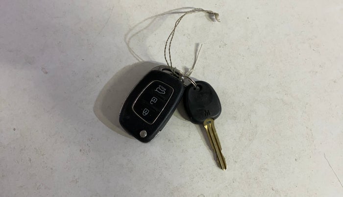 2017 Hyundai Elite i20 SPORTZ 1.2, Petrol, Manual, 97,015 km, Key Close Up