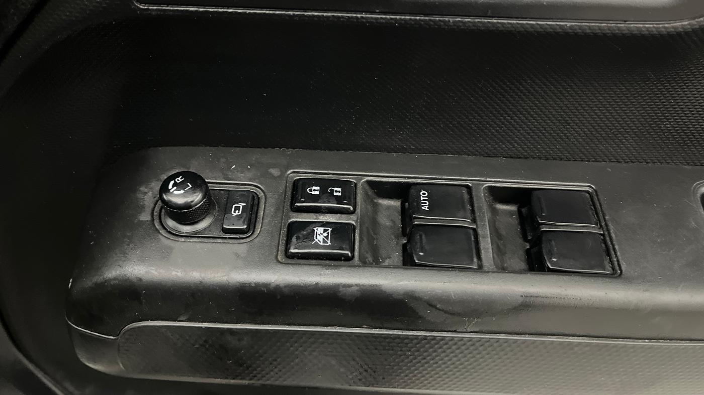 2020 Maruti New Wagon-R ZXI 1.2, Petrol, Manual, 97,004 km, Driver Side Door Panels Control