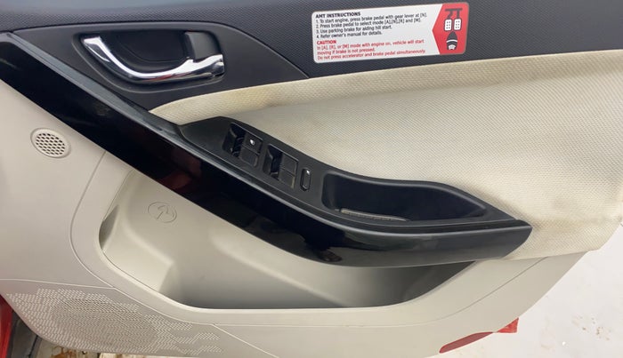 2021 Tata NEXON XZA PLUS SUNROOF PETROL, Petrol, Automatic, 21,989 km, Driver Side Door Panels Control
