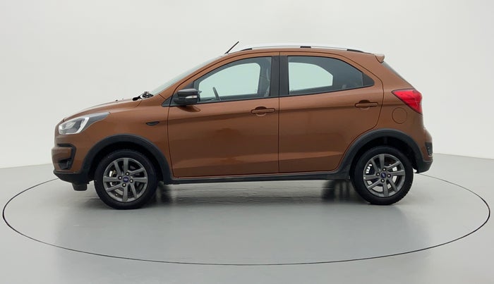 2018 Ford FREESTYLE TITANIUM 1.5 TDCI, Diesel, Manual, 35,079 km, Left Side