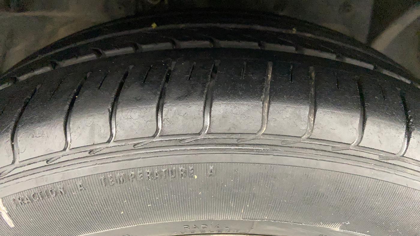 2018 Ford FREESTYLE TITANIUM 1.5 TDCI, Diesel, Manual, 35,079 km, Right Front Tyre Tread