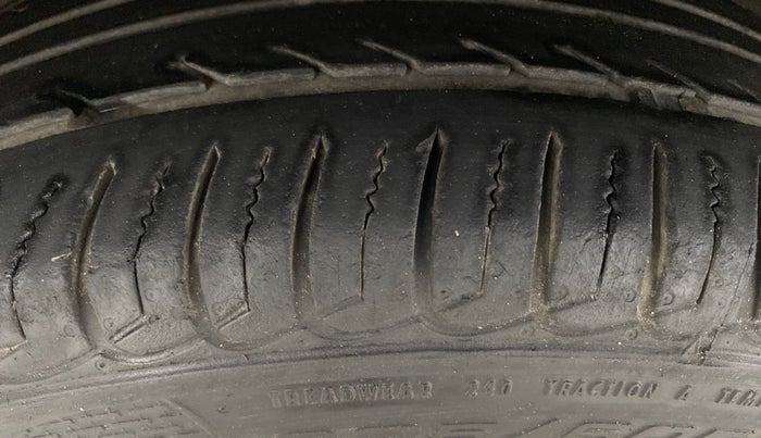 2014 Ford Ecosport TITANIUM 1.5L PETROL, Petrol, Manual, 41,956 km, Left Front Tyre Tread